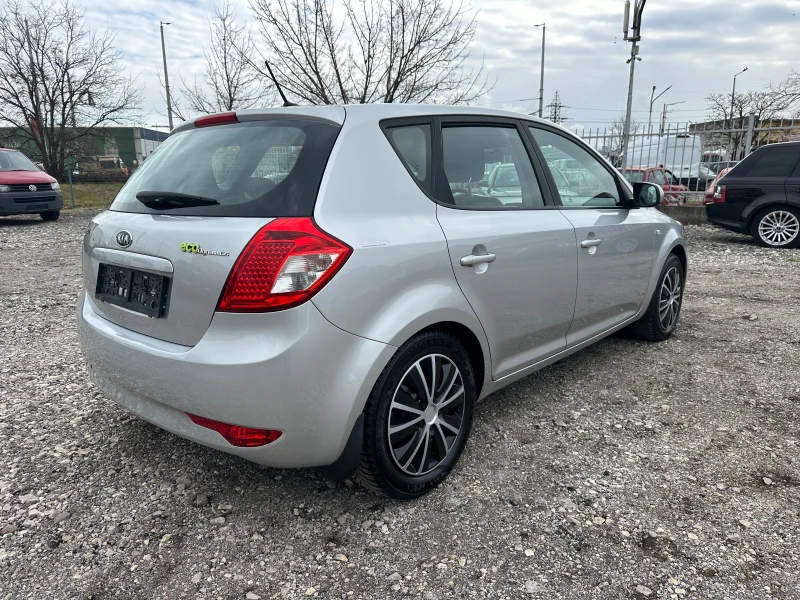 Kia Ceed 1.4i 90kc, снимка 5 - Автомобили и джипове - 48641805