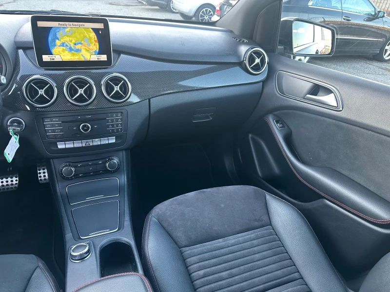 Mercedes-Benz B 180 AMG Автоматик, снимка 10 - Автомобили и джипове - 48892694