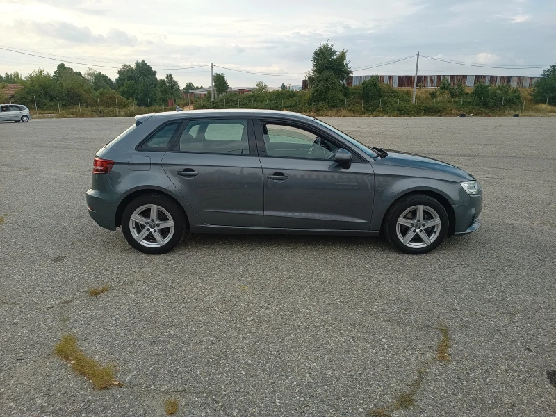 Audi A3 Facelift 1.6 TDI 116 , снимка 16 - Автомобили и джипове - 52096495