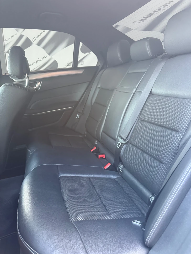 Mercedes-Benz E 250, снимка 12 - Автомобили и джипове - 51220385
