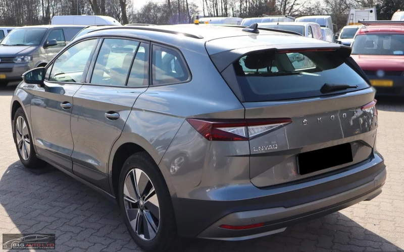 Skoda Enyaq iV60/179HP/CAM/NAVI/LED/KLESS/AMBI/CPLAY/245g, снимка 2 - Автомобили и джипове - 51565858