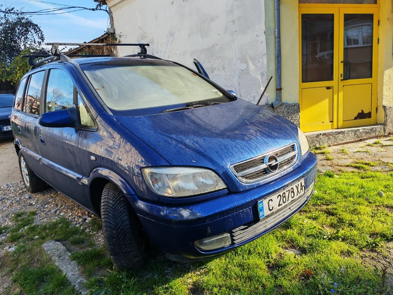 Opel Zafira 1.8, снимка 7 - Автомобили и джипове - 52443383