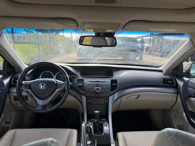 Honda Accord 2.0i, снимка 7 - Автомобили и джипове - 52525914