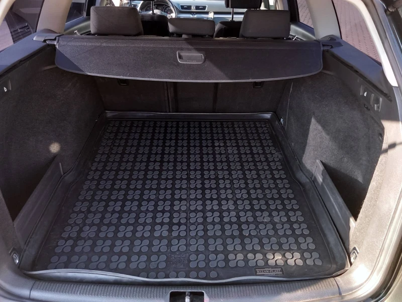 VW Passat, снимка 8 - Автомобили и джипове - 52856654