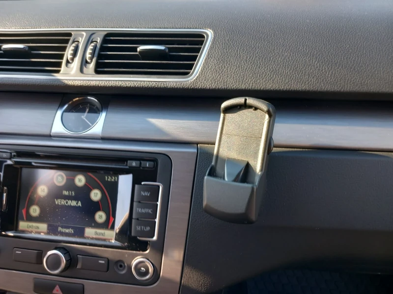 VW Passat, снимка 11 - Автомобили и джипове - 52856654