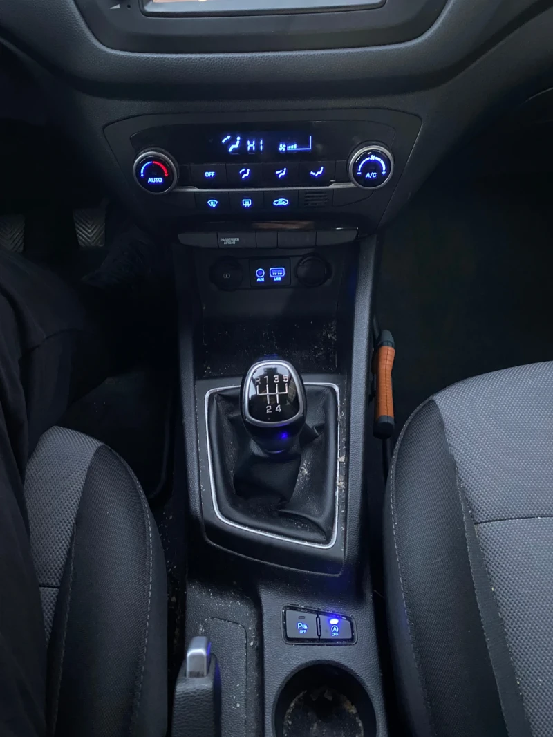 Hyundai I20 1.0GDI FACE NAVI, снимка 14 - Автомобили и джипове - 52925152