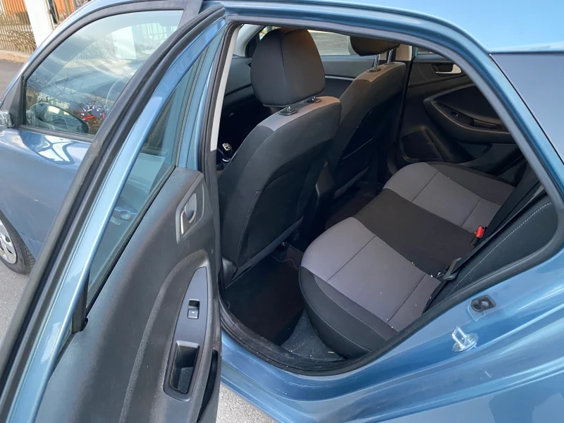 Hyundai I20 1.0GDI FACE NAVI, снимка 9 - Автомобили и джипове - 52925152