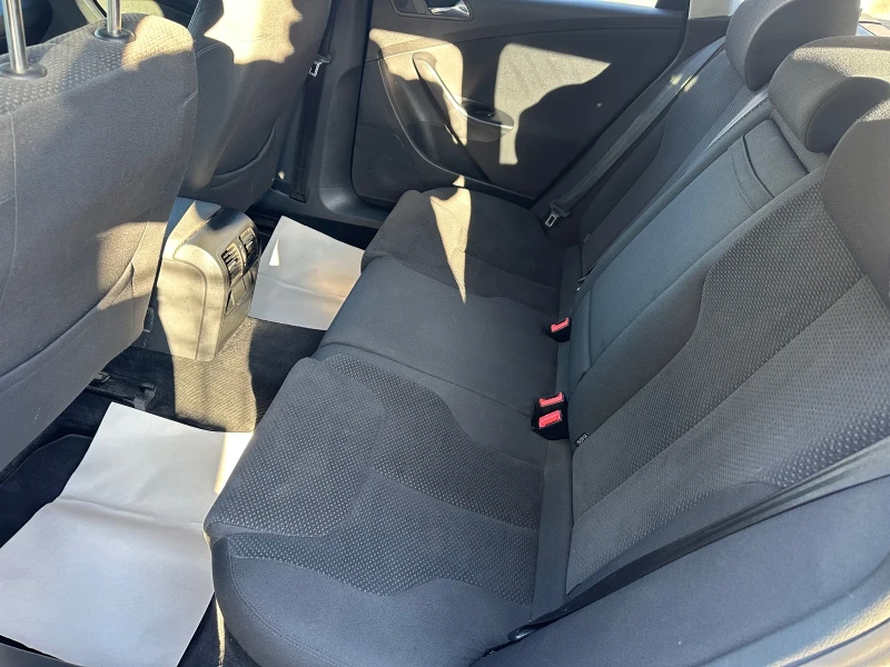 VW Passat 2.0 tdi, снимка 9 - Автомобили и джипове - 53136424