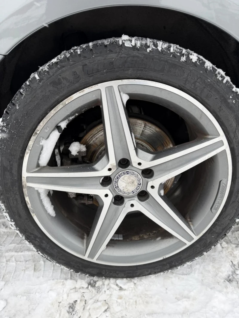 Mercedes-Benz C 300 4M* AMG-pkg* Keyless* Ambient* Подгрев* Пано, снимка 13 - Автомобили и джипове - 53183075