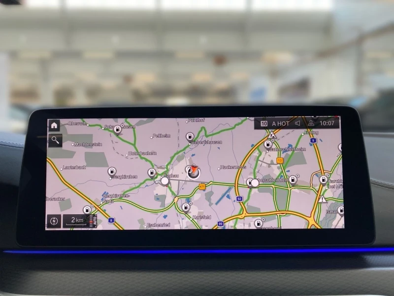 BMW 540 xDrive, M-Paket, HUD, Pano, Massage, Fond Entert., снимка 14 - Автомобили и джипове - 53485288