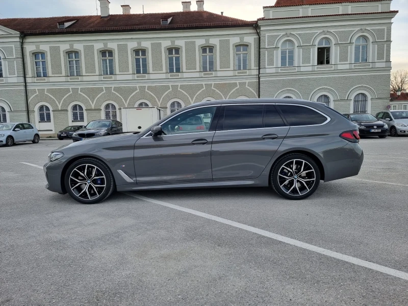 BMW 540 xDrive, M-Paket, HUD, Pano, Massage, Fond Entert., снимка 8 - Автомобили и джипове - 53485288