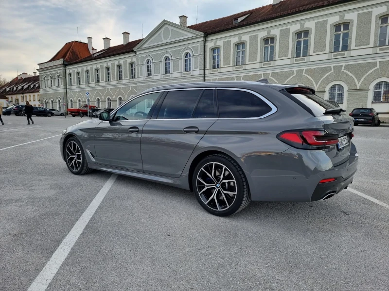 BMW 540 xDrive, M-Paket, HUD, Pano, Massage, Fond Entert., снимка 7 - Автомобили и джипове - 53485288
