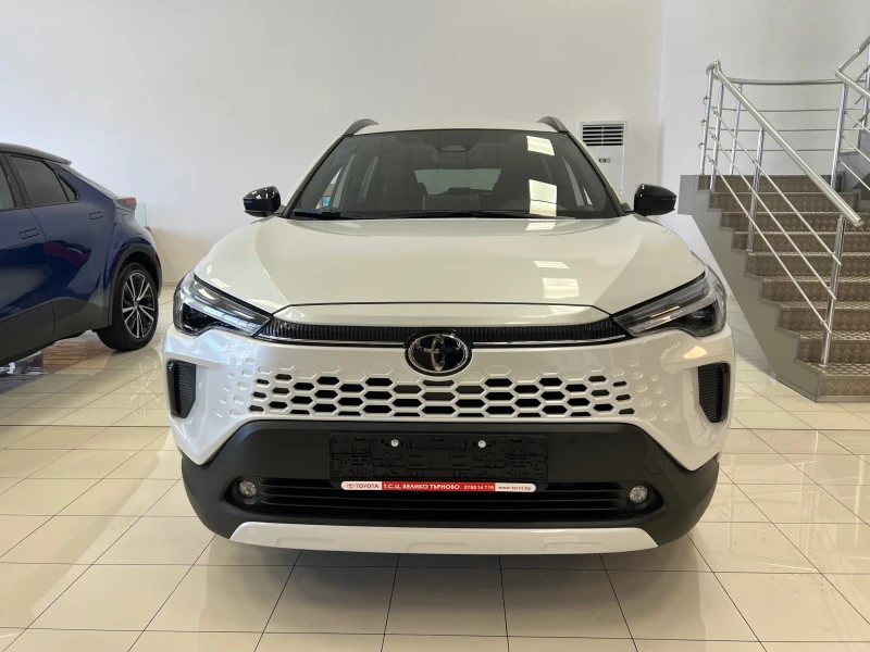 Toyota Corolla Cross 1.8H Executive Plus , снимка 2 - Автомобили и джипове - 53492031