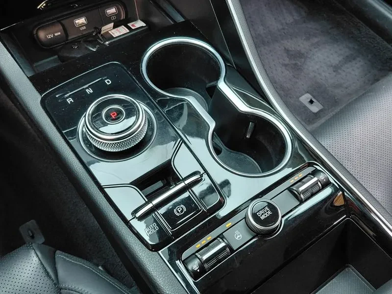 Kia K5 2.0 LPG - САМО 30% АВАНС, снимка 9 - Автомобили и джипове - 56322767