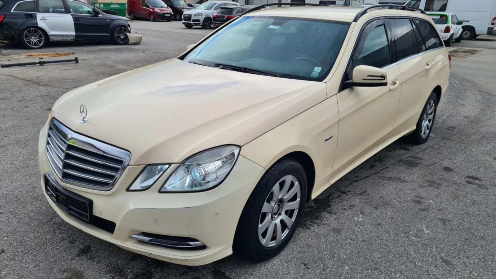 Mercedes-Benz E 220 - [1] 