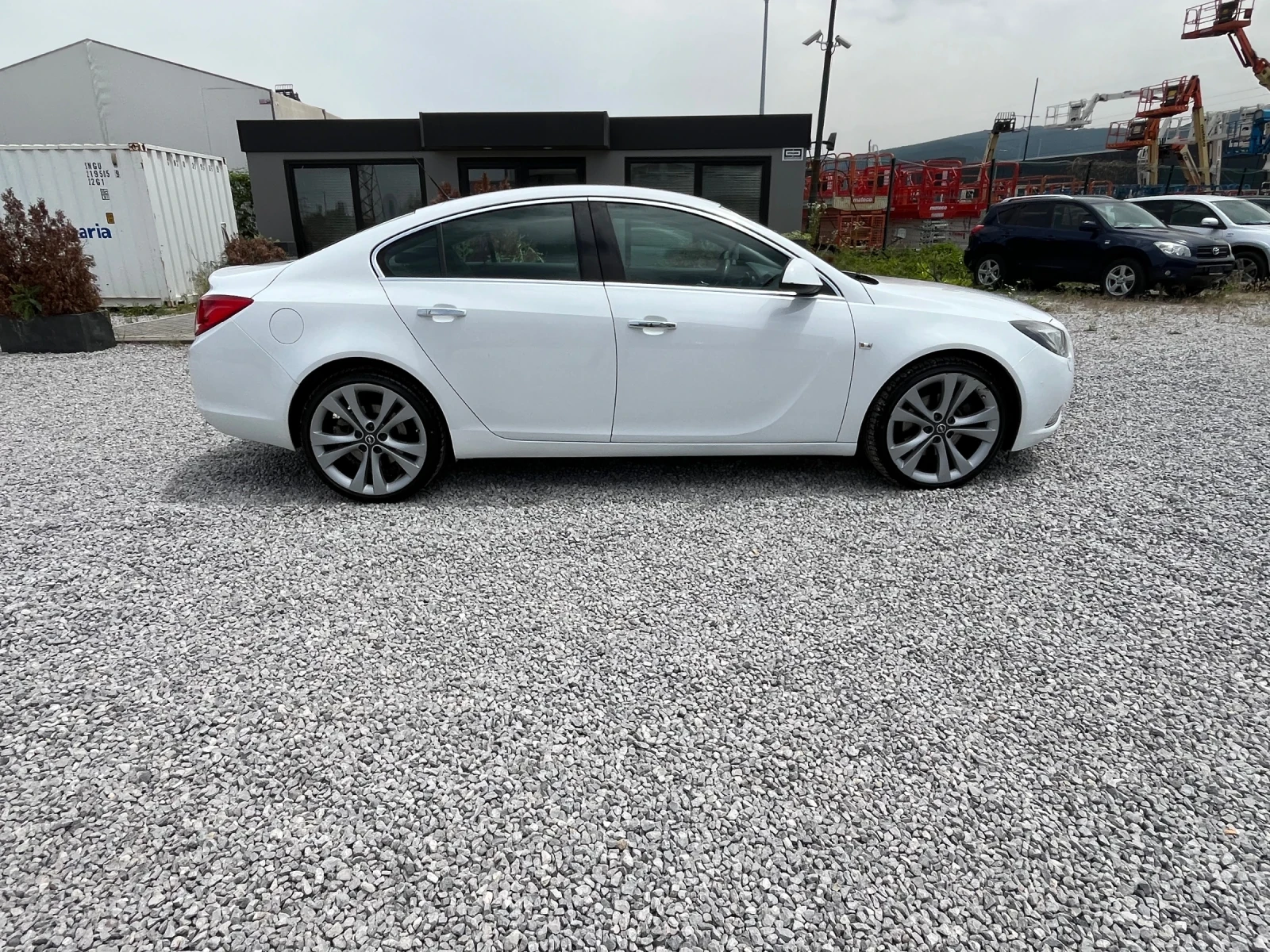 Opel Insignia 1.6Ti-180k.c. COSMO - изображение 7