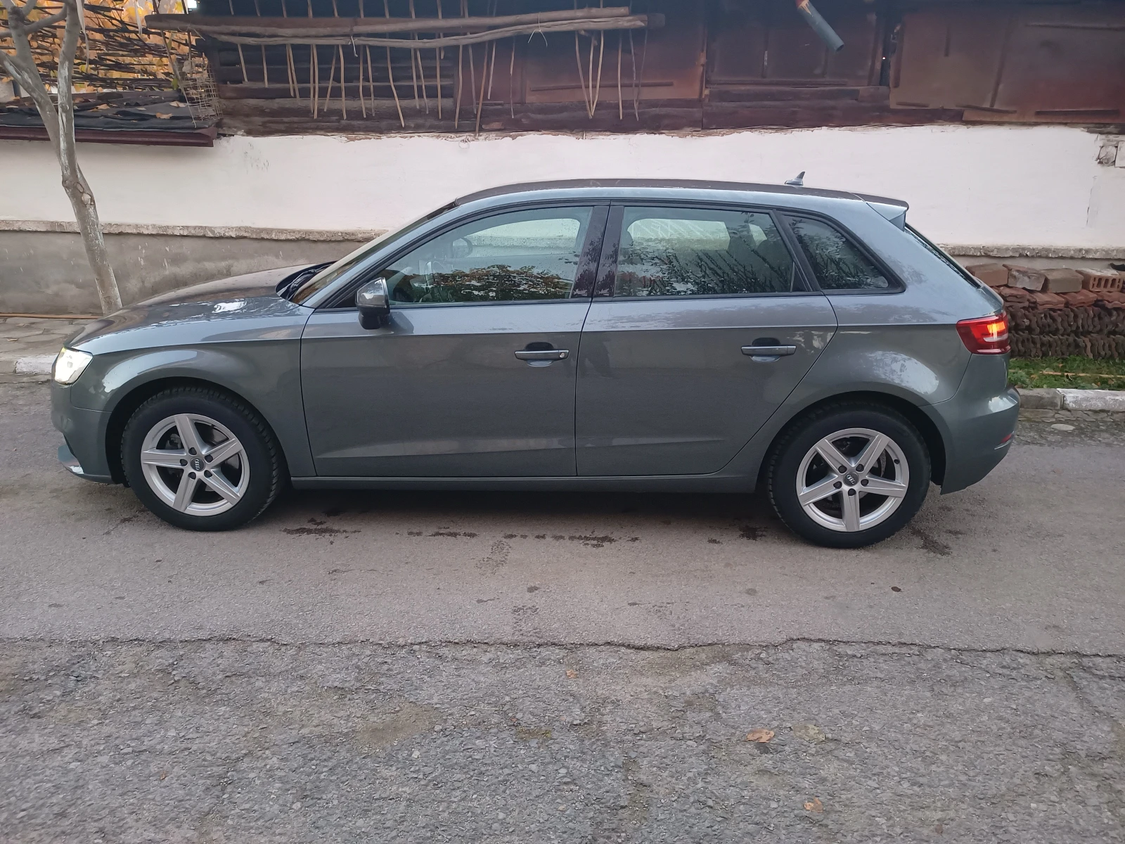 Audi A3 Facelift 1.6 TDI 116  | Mobile.bg � ����������� 1