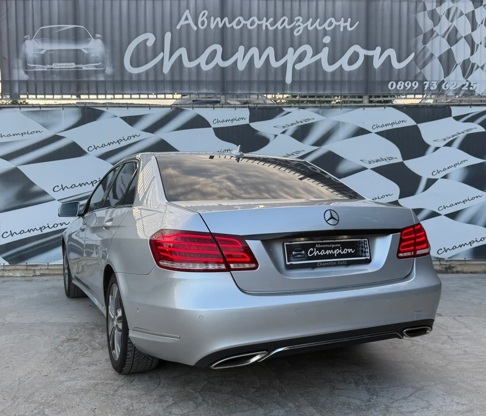 Mercedes-Benz E 220  - изображение 4