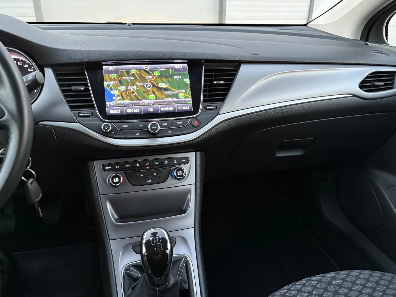 Opel Astra  - изображение 8