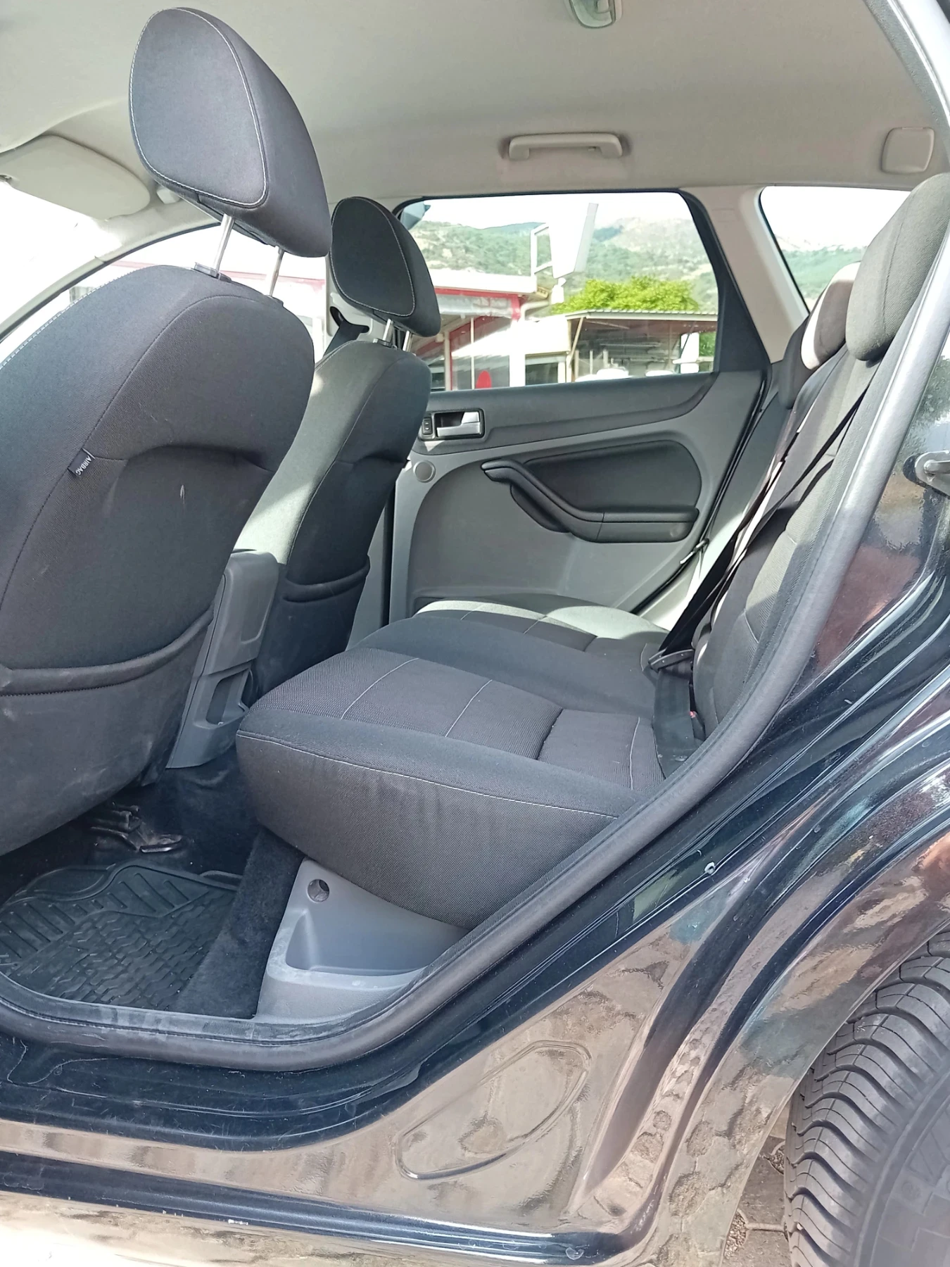 Ford Focus 1.6TDCI 109к.с - изображение 5