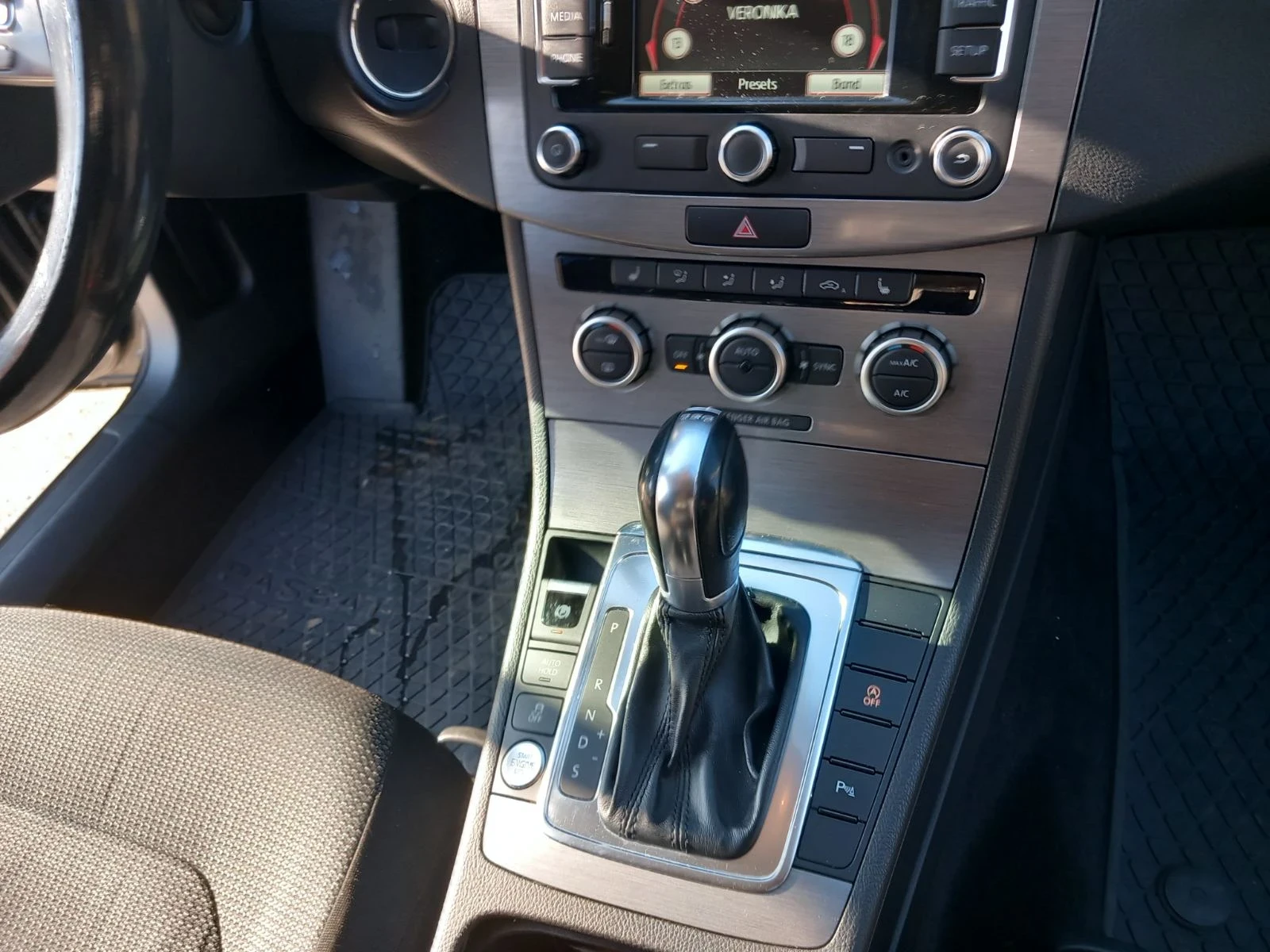 VW Passat  - изображение 9