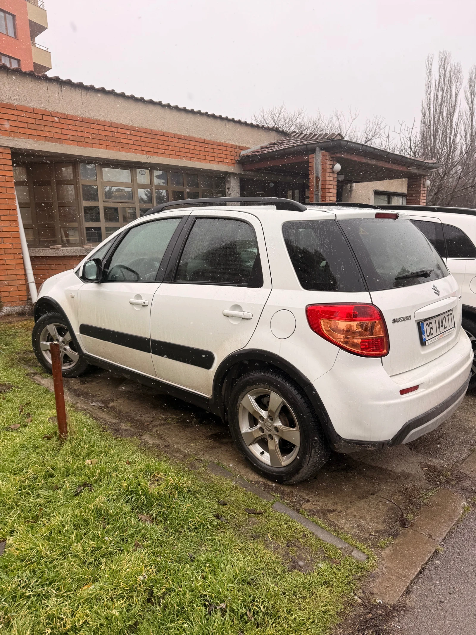 Suzuki SX4 1.6 - изображение 4