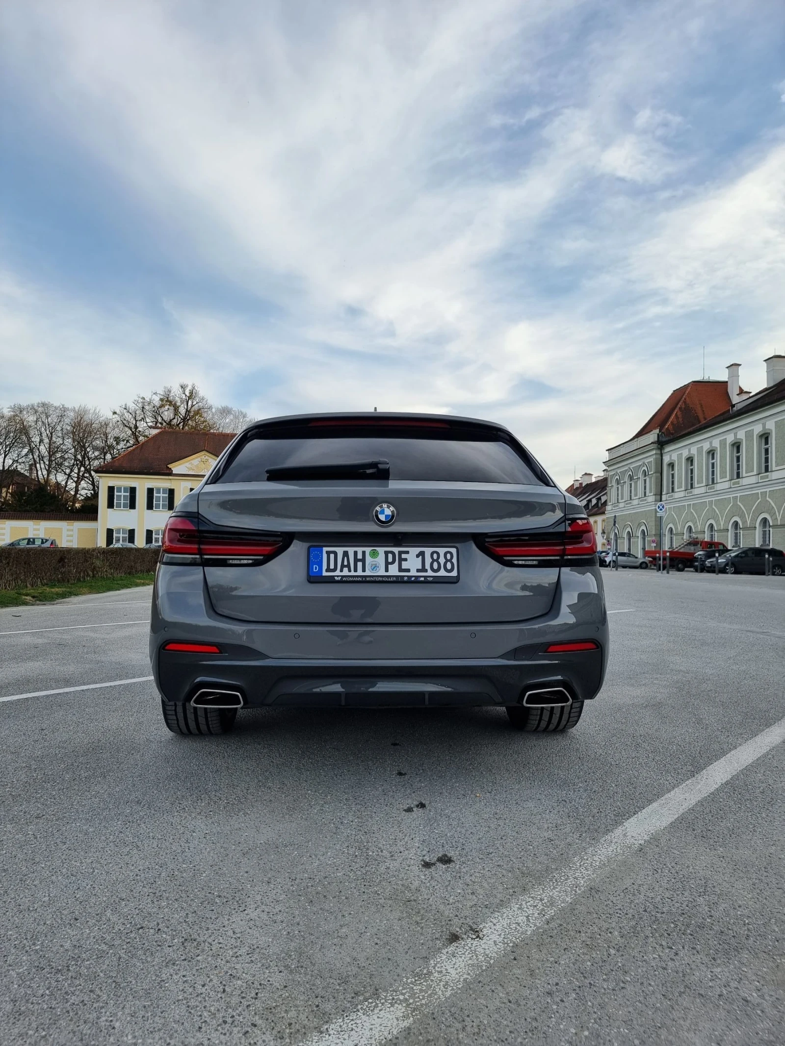 BMW 540 xDrive, M-Paket, HUD, Pano, Massage, Fond Entert. - изображение 6