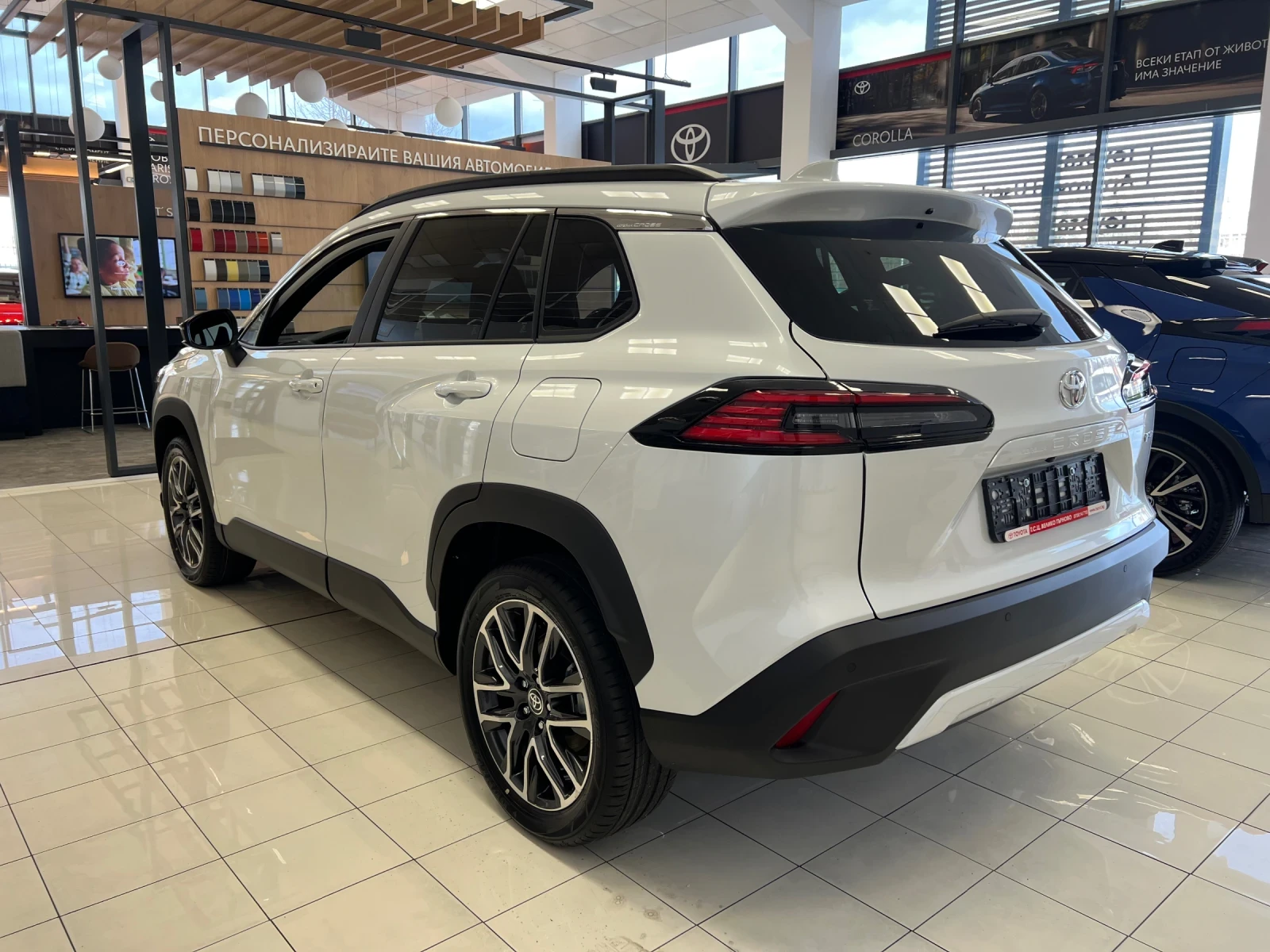 Toyota Corolla Cross 1.8H Executive Plus  | Mobile.bg � ����������� 6