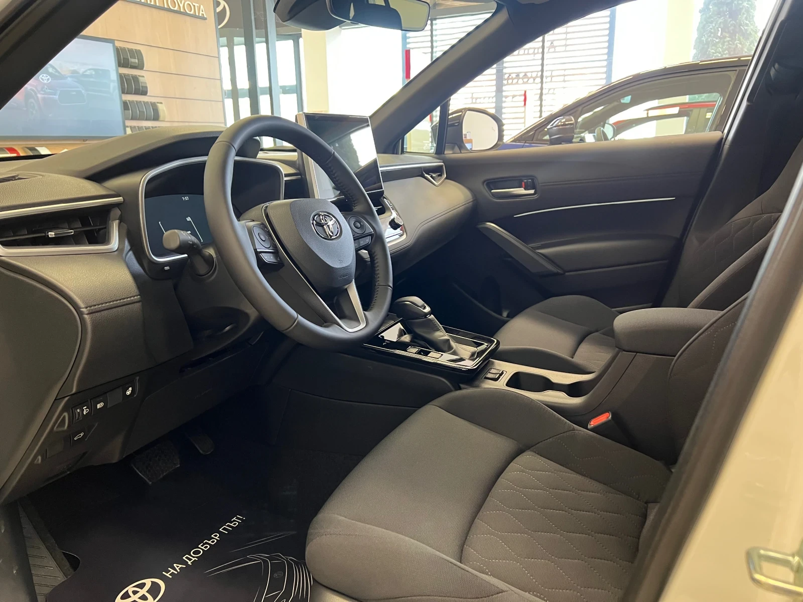 Toyota Corolla Cross 1.8H Executive Plus  | Mobile.bg � ����������� 7