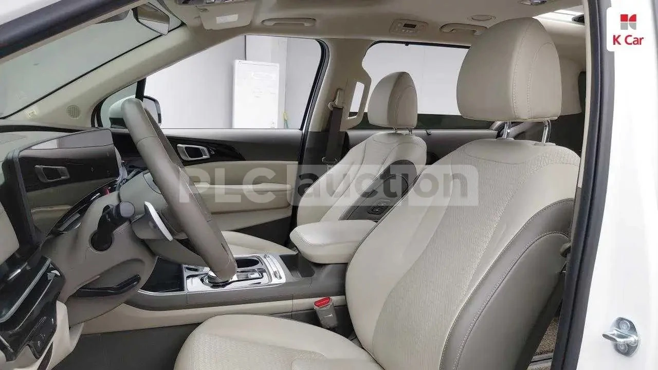 Kia Carnival 3.5L 2WD, снимка 7 - Автомобили и джипове - 53715393