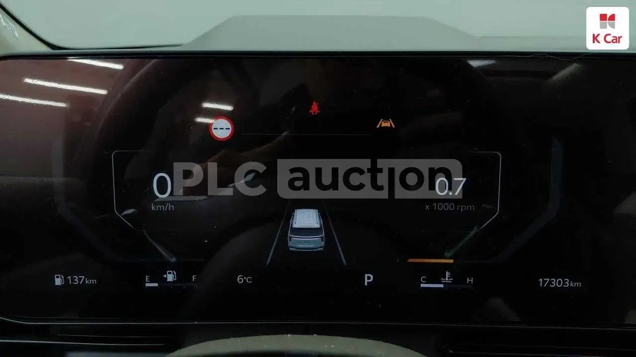 Kia Carnival 3.5L 2WD, снимка 10 - Автомобили и джипове - 53715393