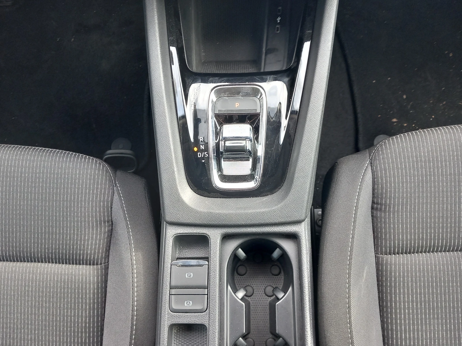 Skoda Octavia 2.0TDI/7DSG, снимка 10 - Автомобили и джипове - 53724685