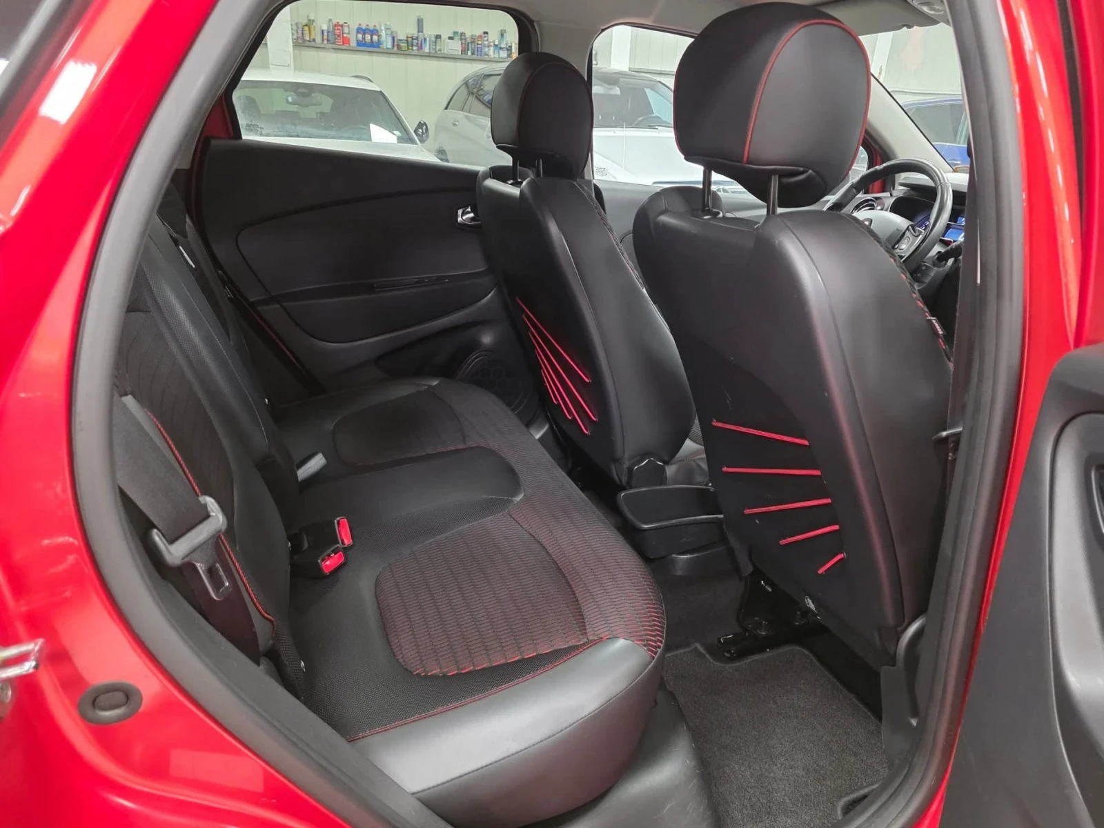 Renault Captur 1.2 TCe | Automatic | Обслужен | Регистриран , снимка 14 - Автомобили и джипове - 53880302