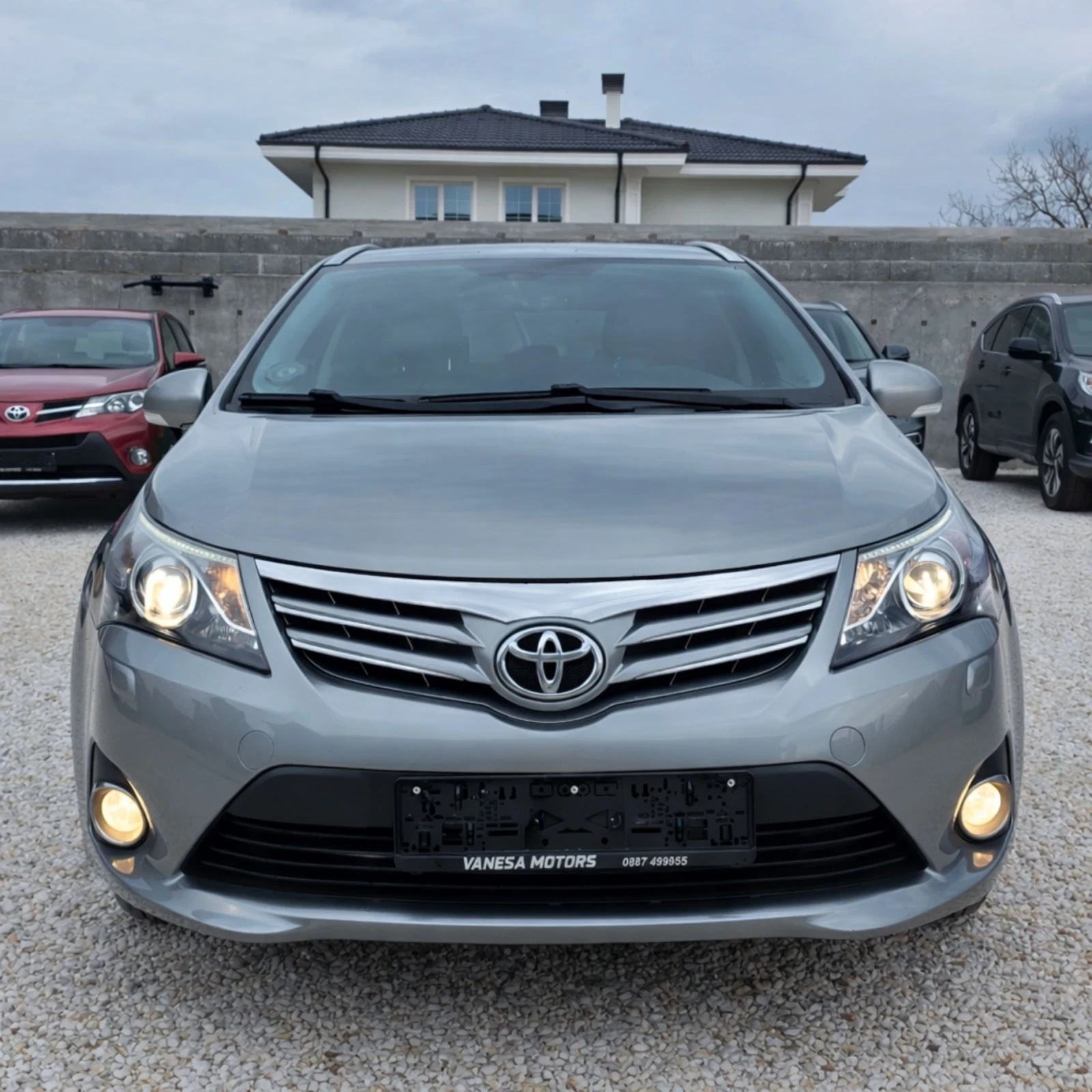 Toyota Avensis FULL SERVICE Алкантара Навигация Камера Подгрев 