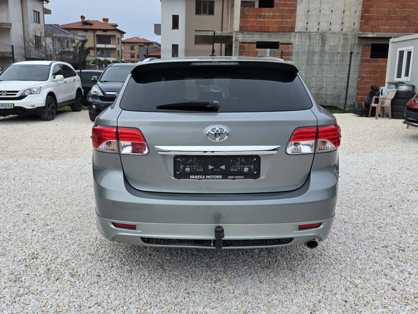 Toyota Avensis FULL SERVICE Алкантара Навигация Камера Подгрев , снимка 5 - Автомобили и джипове - 53927417