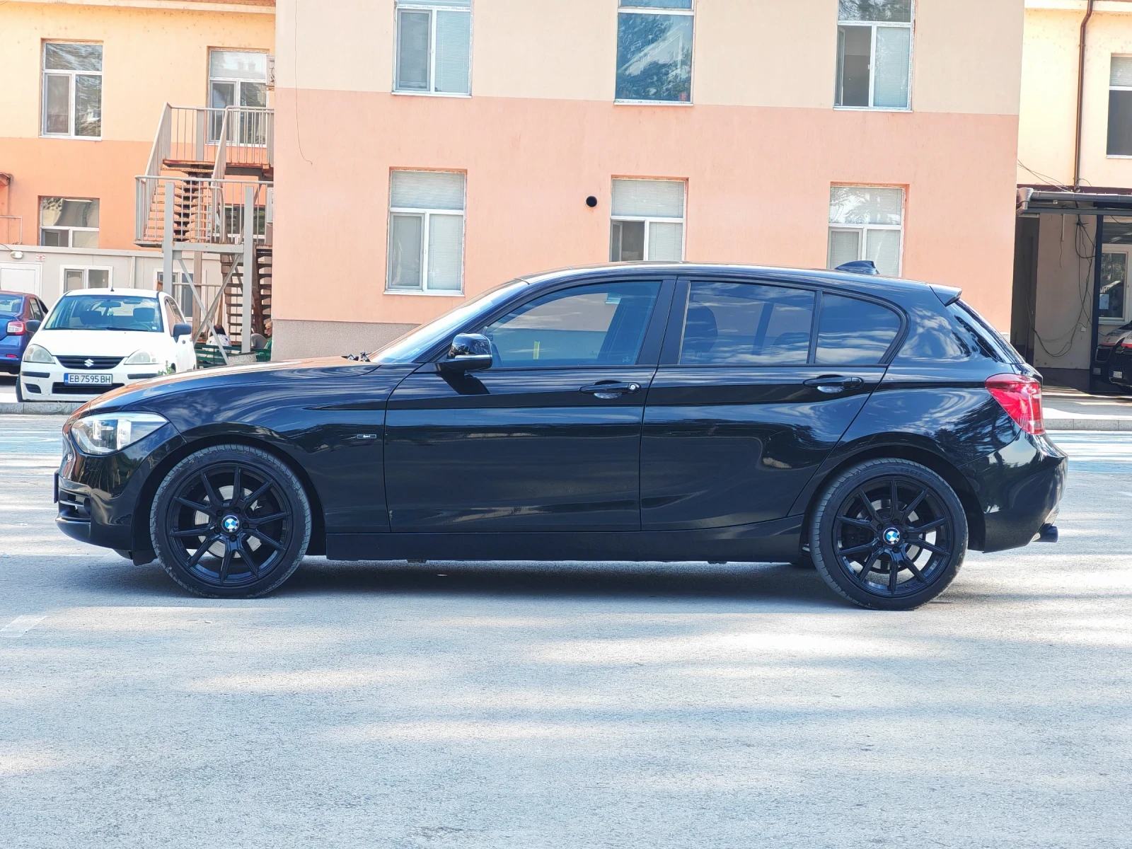 BMW 120 120d* Sport Line* 8-Steptronik , снимка 7 - Автомобили и джипове - 54152858