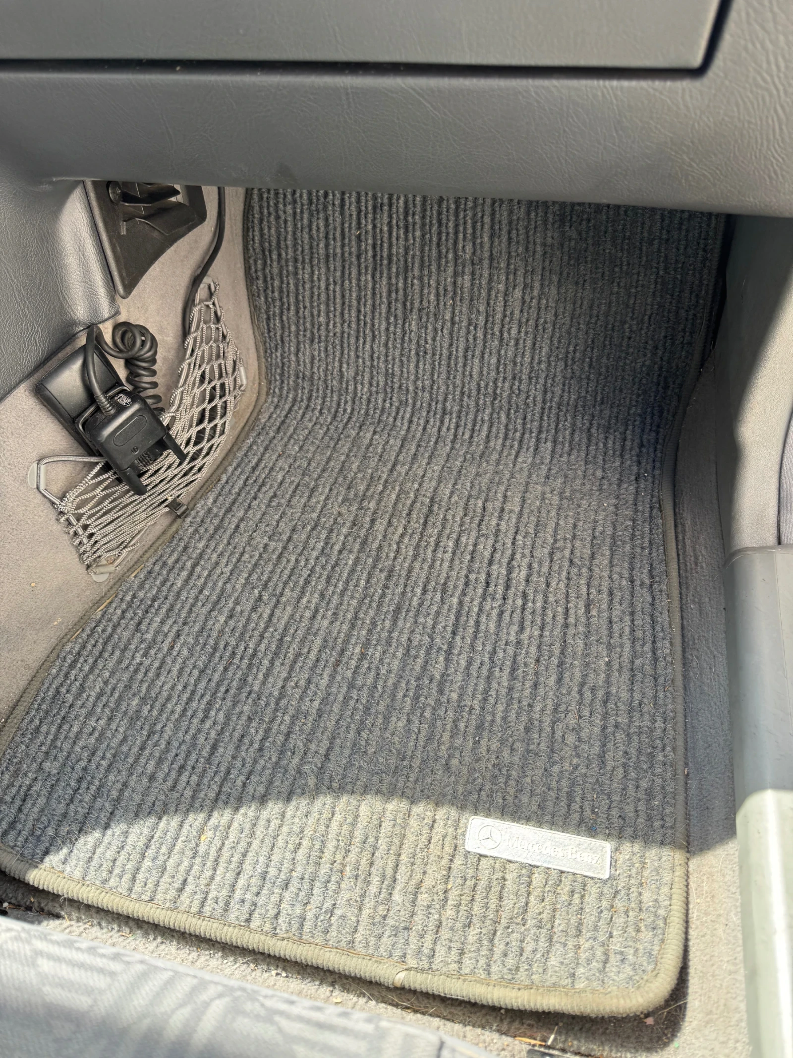 Mercedes-Benz C 200, снимка 7 - Автомобили и джипове - 54340521