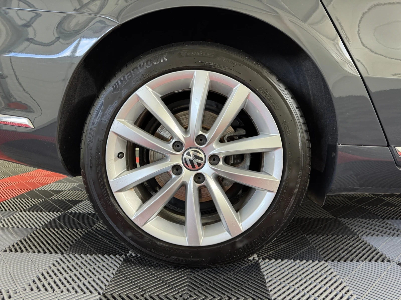 VW Passat 2.0 TDI 4MOTION - HIGHLINE , снимка 17 - Автомобили и джипове - 54449591