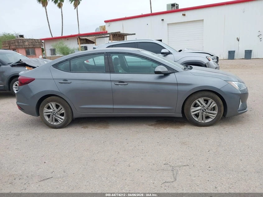 Hyundai Elantra 2.0L I-4 DOHC, VVT, 147HP Front Wheel Drive | Mobile.bg � ����������� 13