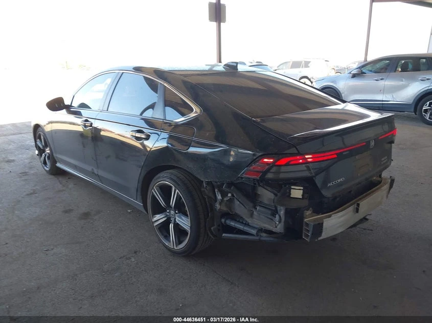 Honda Accord 2.0l Hybrid Sport, снимка 3 - Автомобили и джипове - 54618729