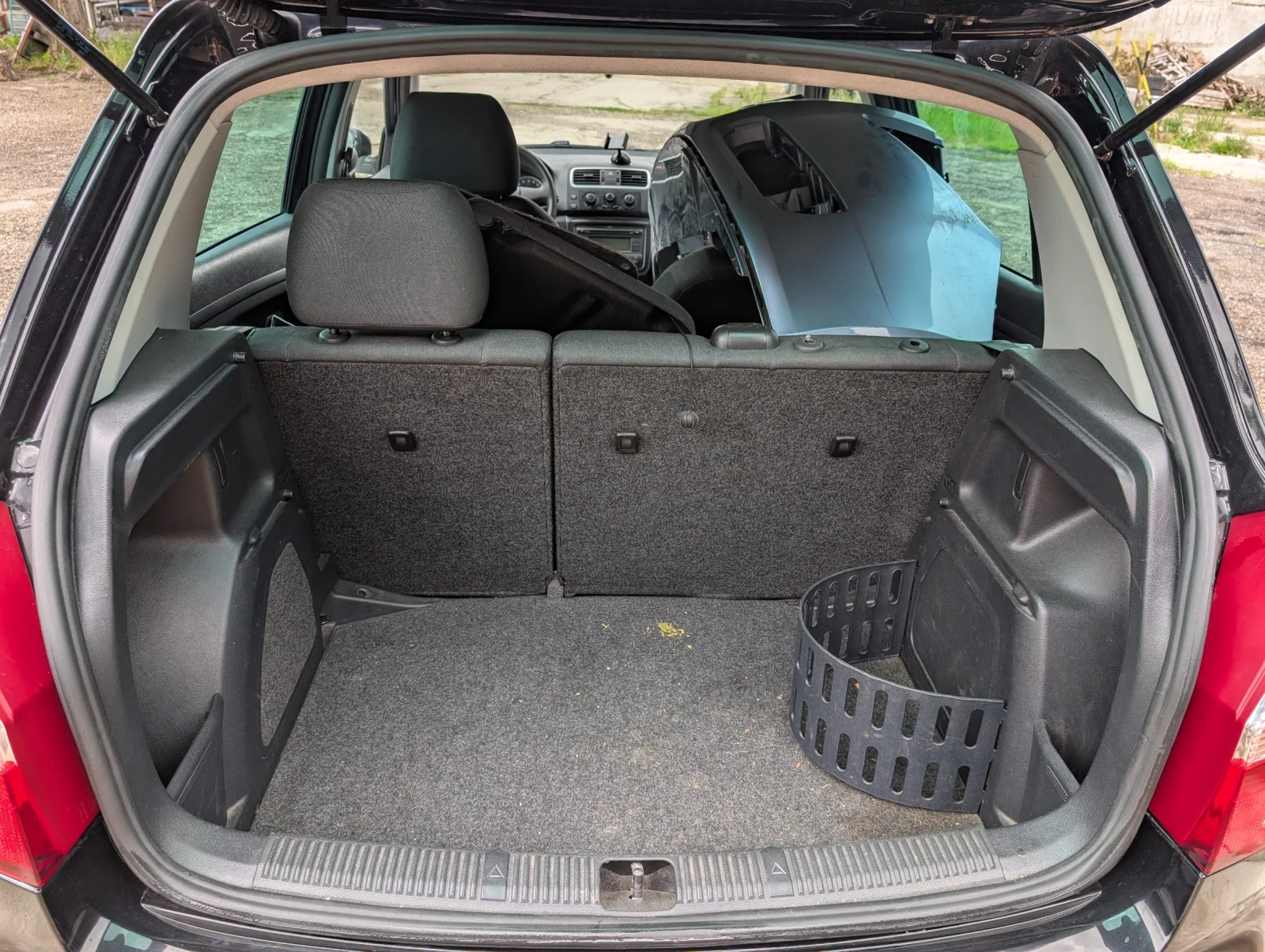 Skoda Fabia 1.4D, снимка 10 - Автомобили и джипове - 54653533