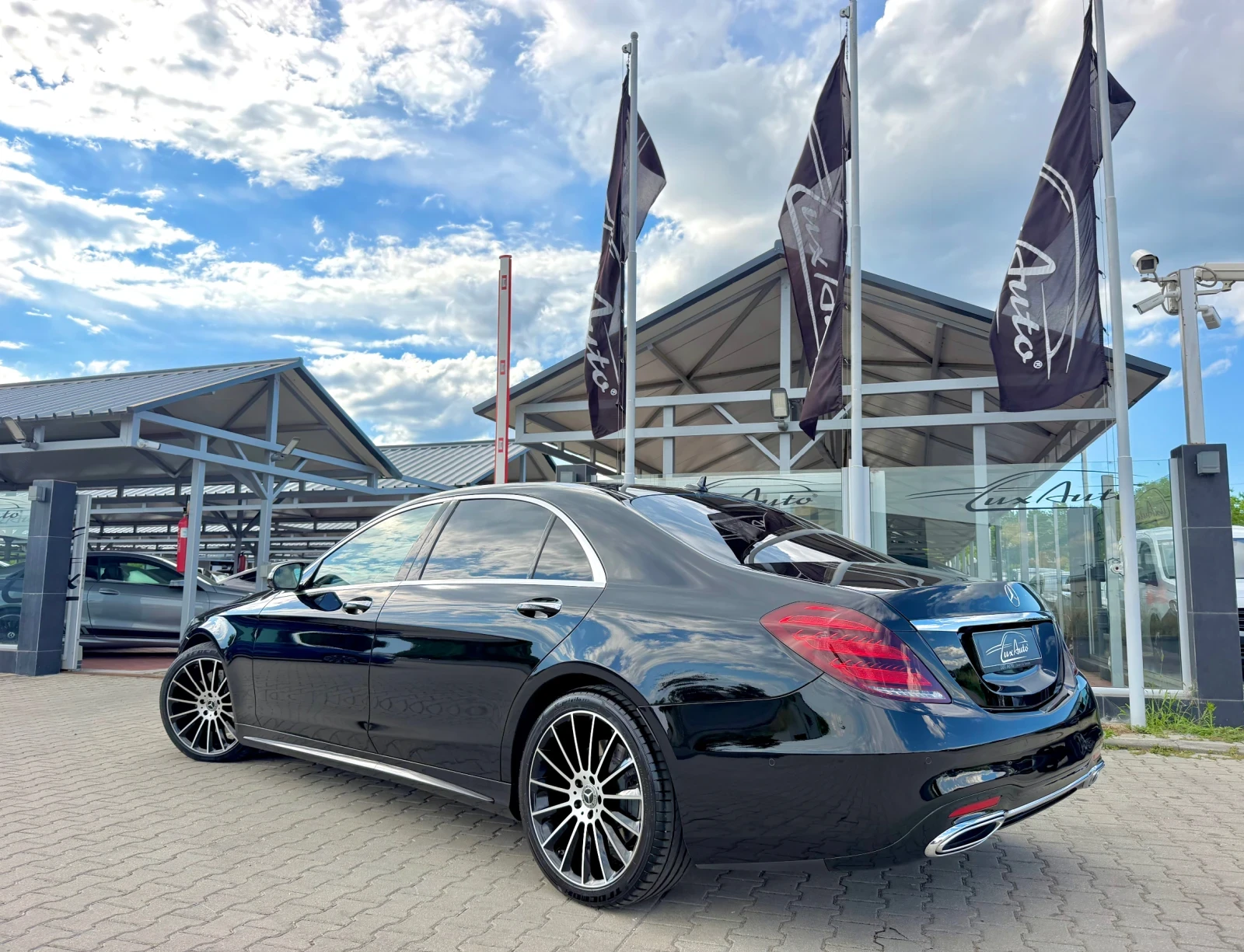 Mercedes-Benz S 350 LONG#4MATIC#AMG#PANORAMA#3xTV#FULL FULL, снимка 4 - Автомобили и джипове - 54936138