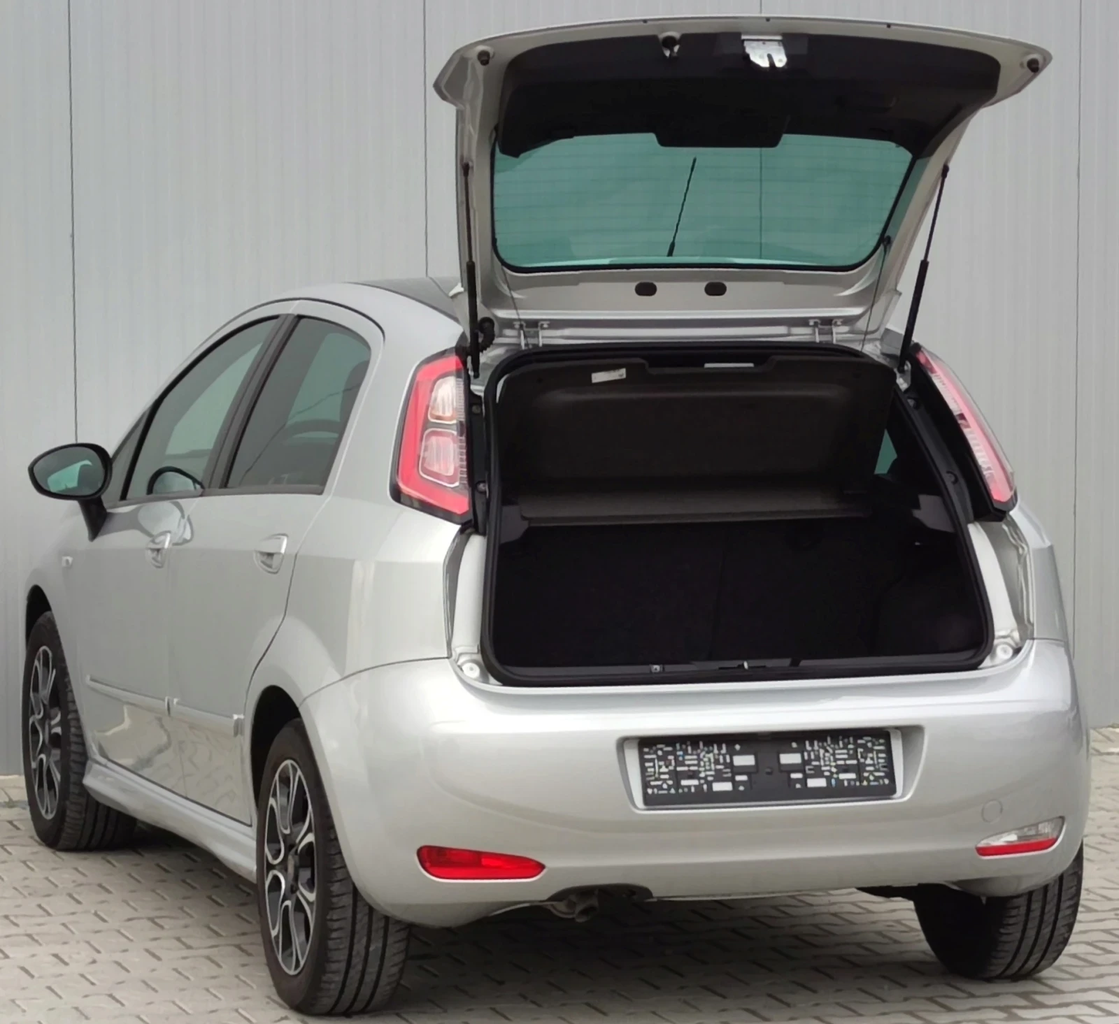 Fiat Punto 1.4i* 78�.�* EVO*  | Mobile.bg � ����������� 15