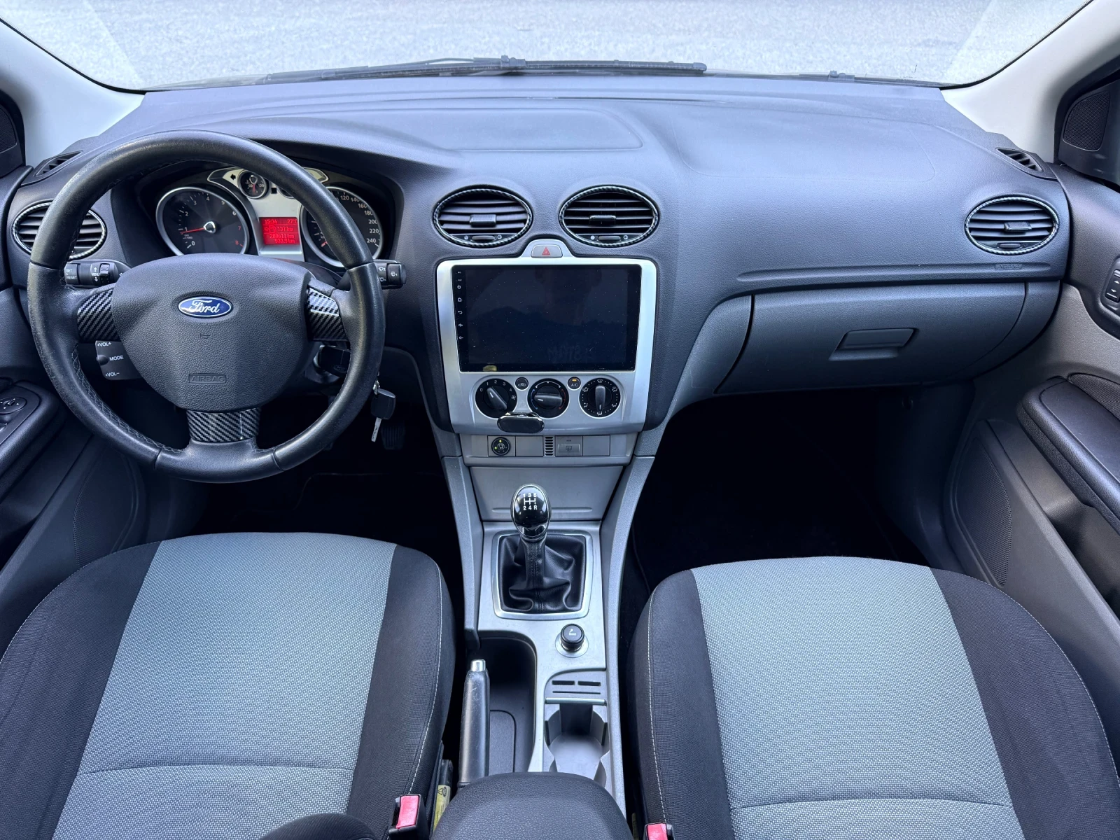 Ford Focus 2.0i* ФАБР.ГАЗ* FACELIFT* , снимка 11 - Автомобили и джипове - 55408888