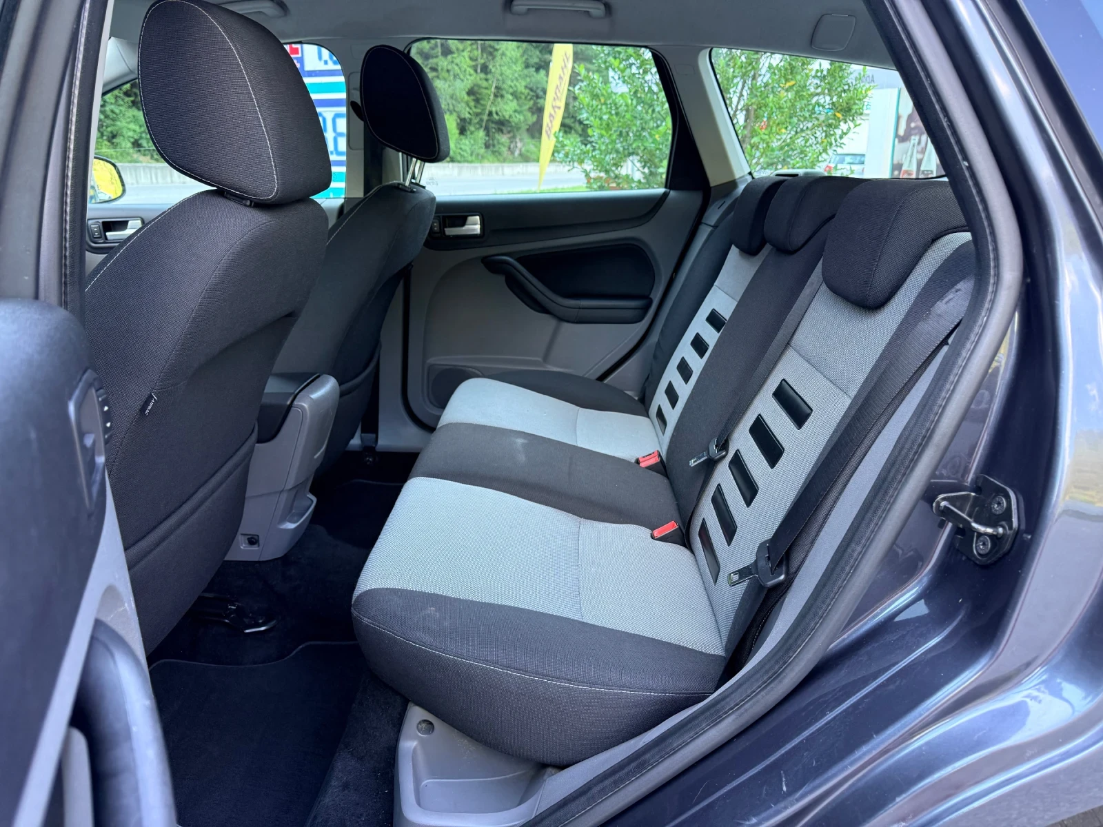 Ford Focus 2.0i* ФАБР.ГАЗ* FACELIFT* , снимка 9 - Автомобили и джипове - 55408888