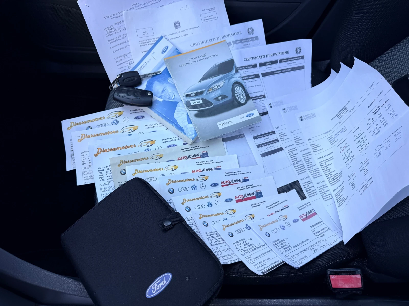 Ford Focus 2.0i* ФАБР.ГАЗ* FACELIFT* , снимка 17 - Автомобили и джипове - 55408888