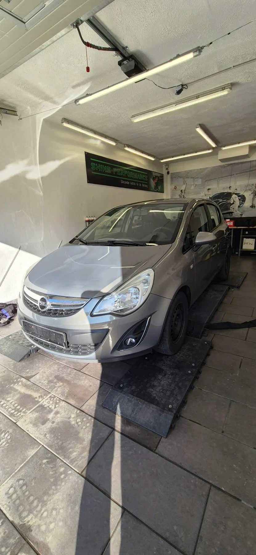 Opel Corsa, снимка 9 - Автомобили и джипове - 56215639