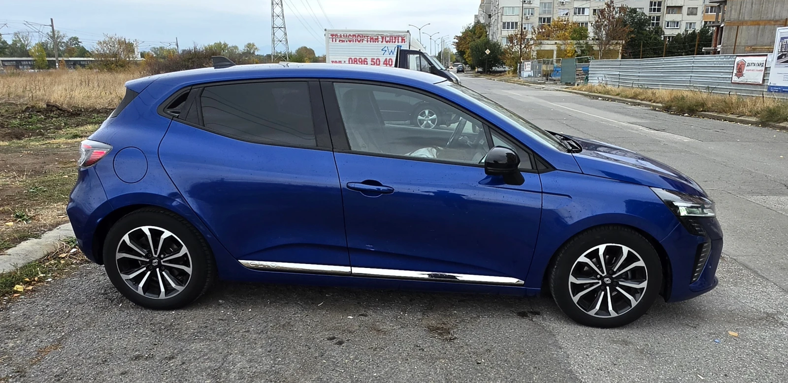 Renault Clio Clio V, снимка 5 - Автомобили и джипове - 56523684