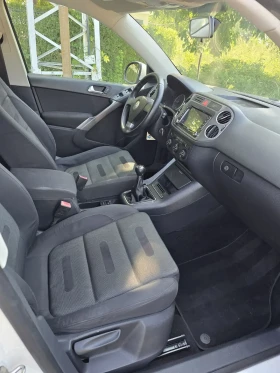 VW Tiguan Топ състояние - 11999 лв. - 40641863 6