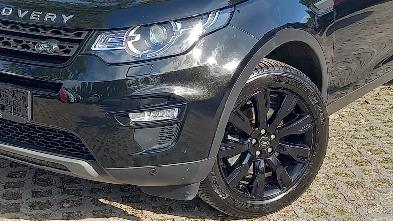 Land Rover Discovery 4Х4 ИЗКЛЮЧИТЕЛЕН СЕРВИЗ КНИЖК УНИКАТ ОБСЛУЖЕН НОВА, снимка 2 - Автомобили и джипове - 39726706